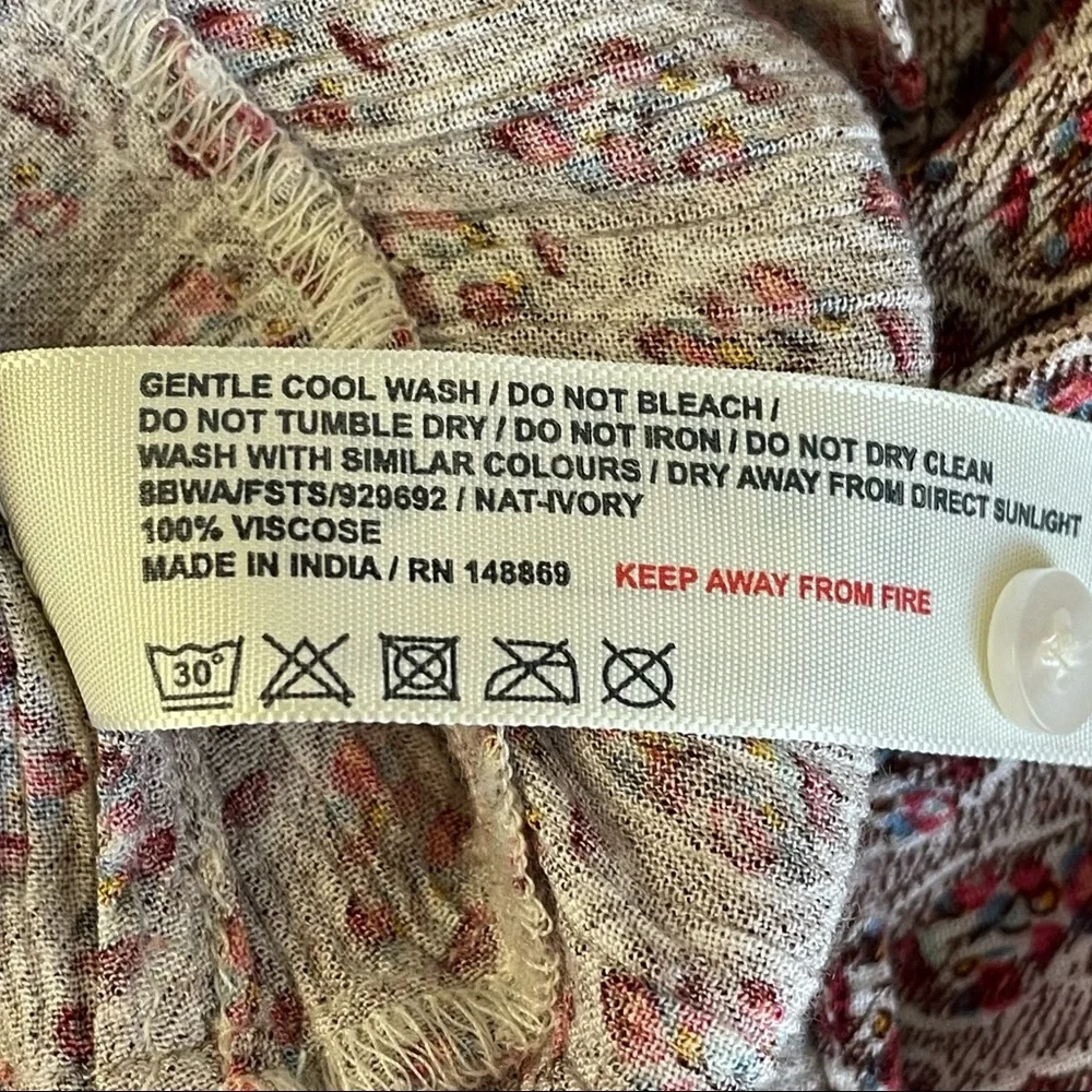 Fatface Ruffle Print Top - Picture 4 of 6